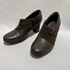Clarks Dark Brown Suede Leather Heeled Ankle Boots Size 7